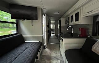 Scenic RV Retreat with Horses in Overton, PA