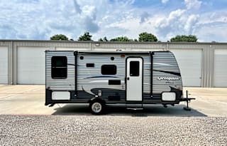 E-Z Tow  Springdale Mini Travel Trailer 2018