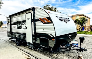 2021 FOREST RIVER WILDWOOD X-LITE T178DBFS