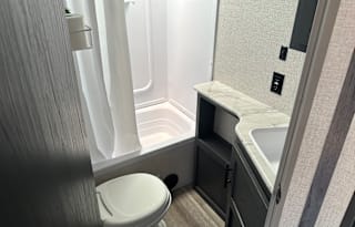 32' Family friendly  Rental Up to 10 people!