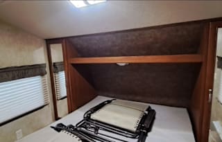 2015 Forest River RV Wildwood X-Lite 262BHXL