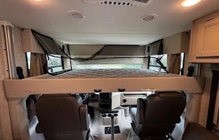 Woody's 2022 Thor Motor Coach Windsport 34J