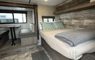 Camping Comfort & Luxury '21 Keystone Springdale