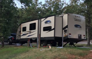 2015 Coachmen Freedom Express 320BHDS