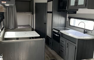 2022 Colorado Dutchman 24BHC