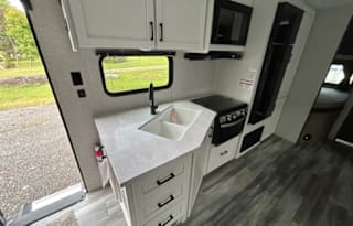 2024 Jayco Jay Flight SLX travel trailer 261BHS