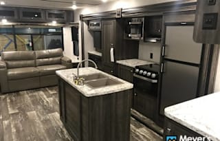 2020 Starcraft Mossy Oak 27RLI