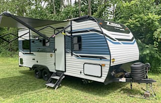 2024 Zinger 211RD Adventure Trailer