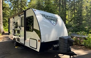 2017 Winnebago Micro Minnie 1700BH