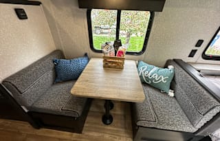 Well-equipped Bunkhouse sleeps 5!  Pet Friendly!