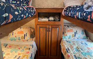 Keystone RV Laredo 290BH with 4-5 bed Bunk House!