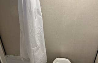 Clean Camper, pet friendly and delivery available!
