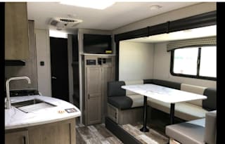 2021 Venture RV Sonic SN220VBH