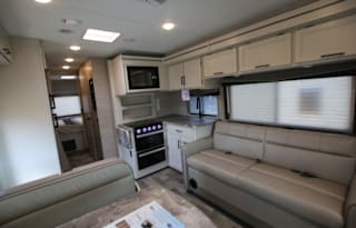 2021 Thor Motor Coach Chateau 30D