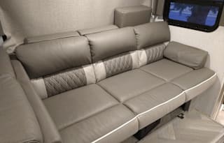 2022 Forest River RV Wildwood X-Lite 273QBXL