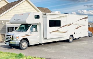 2015 Winnebago Minnie Winnie 30f Bozeman Delivery!
