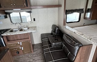 Heartland Trail Runner SLE 25 - Family Camper