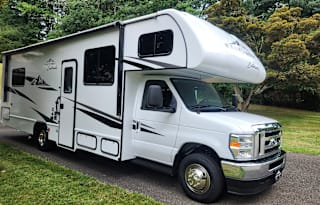 2025 Breezy Cruiser. XL Panoramic Windows Sleeps 8