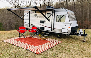 2019 Heartland Pioneer **NO LIMIT TOWING MILES!**