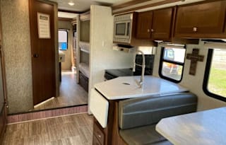 2018 Forest River RV Forester 3171DS Ford