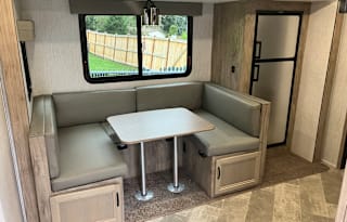 Beautiful kid and pet friendly RV Rental