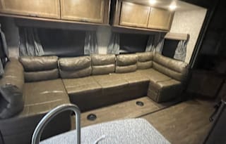 2019 Highland Ridge RV Mesa Ridge MF374BHS