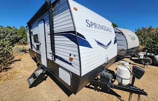 Amazing off grid affordable RV