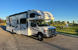 2019 Forest River RV Sunseeker 34’ - Bunkhouse