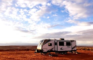 Kaedoe-Stationary RV on the Navajo Nation