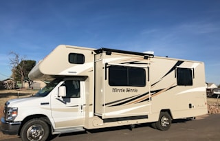 2016 ford Minnie Winnie