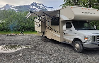 2016 Winnebago Minnie Winnie 31H Bunkhouse