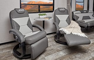 AGA 10 - 2021 Forest River RV XLR Hyper Lite 2815