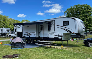 Show up and enjoy vacation , we do your setting up