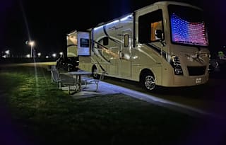 2019 Thor Motor Coach Freedom Traveler A27