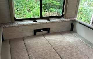 2022 Thor Motor Coach - Freedom Elite