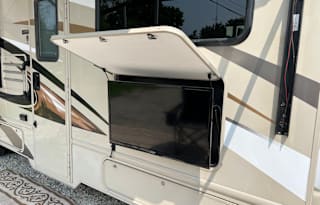 2017 Thor Motor Coach Freedom Elite 30FE