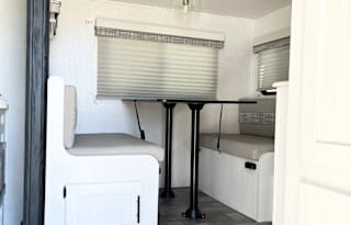 Intimate Camper for Lovers!