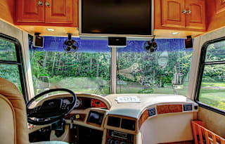 2007  Alpine Coach Limited