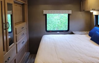 2019 Thor Motor Coach Four Winds 30D