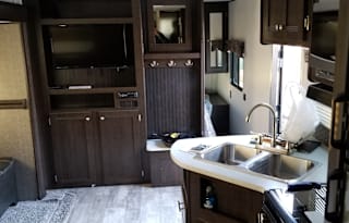 Heartland Pioneer Bunkhouse