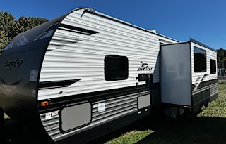The Ryan's Pet Friendly Camper Rental