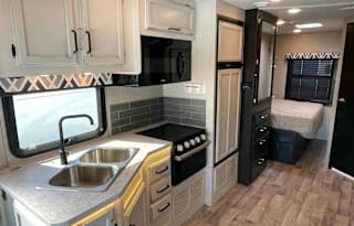 Premium 2022 Jayco Redhawk 26XD