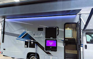 2022 Coachmen Cross Trail XL 22XG Chevy 4500