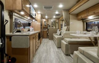 2020 Thor Siesta Sprinter 24MB (14+MPG)