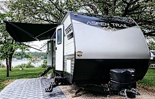 Go Explore Rentals - Bunkhouse Adventure Trailer 2022 Aspen Trail 2850BHS