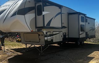 Delivery only. 2015 Coachmen Chaparral