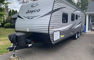 The Jay Bird's Home on the Road