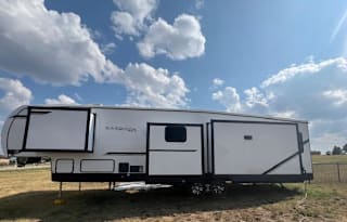 2023 Forest River RV Cardinal RED 36MB