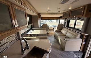 2021 Fleetwood RV Fortis 33HB