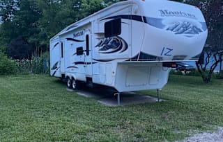 2010 Keystone RV Montana 3750 FL